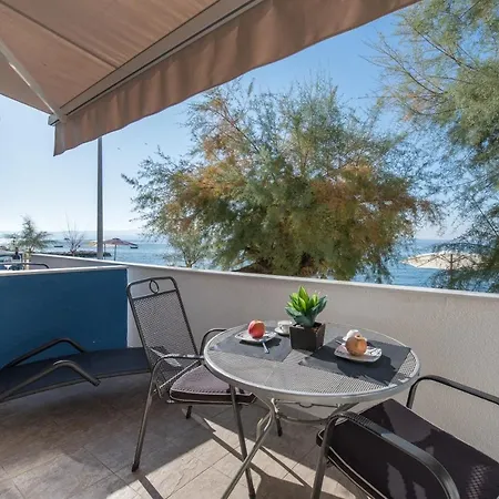 Beachfront Apartments Zanic Podstrana Exterior photo