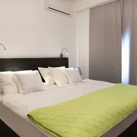 Beachfront Apartments Zanic Podstrana Exterior photo