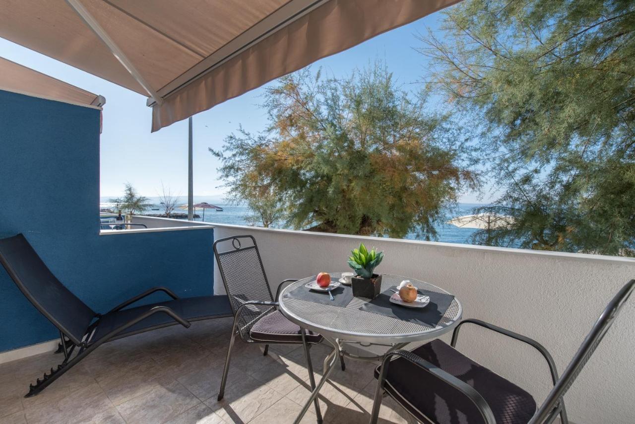 Beachfront Zanic Apartment Podstrana