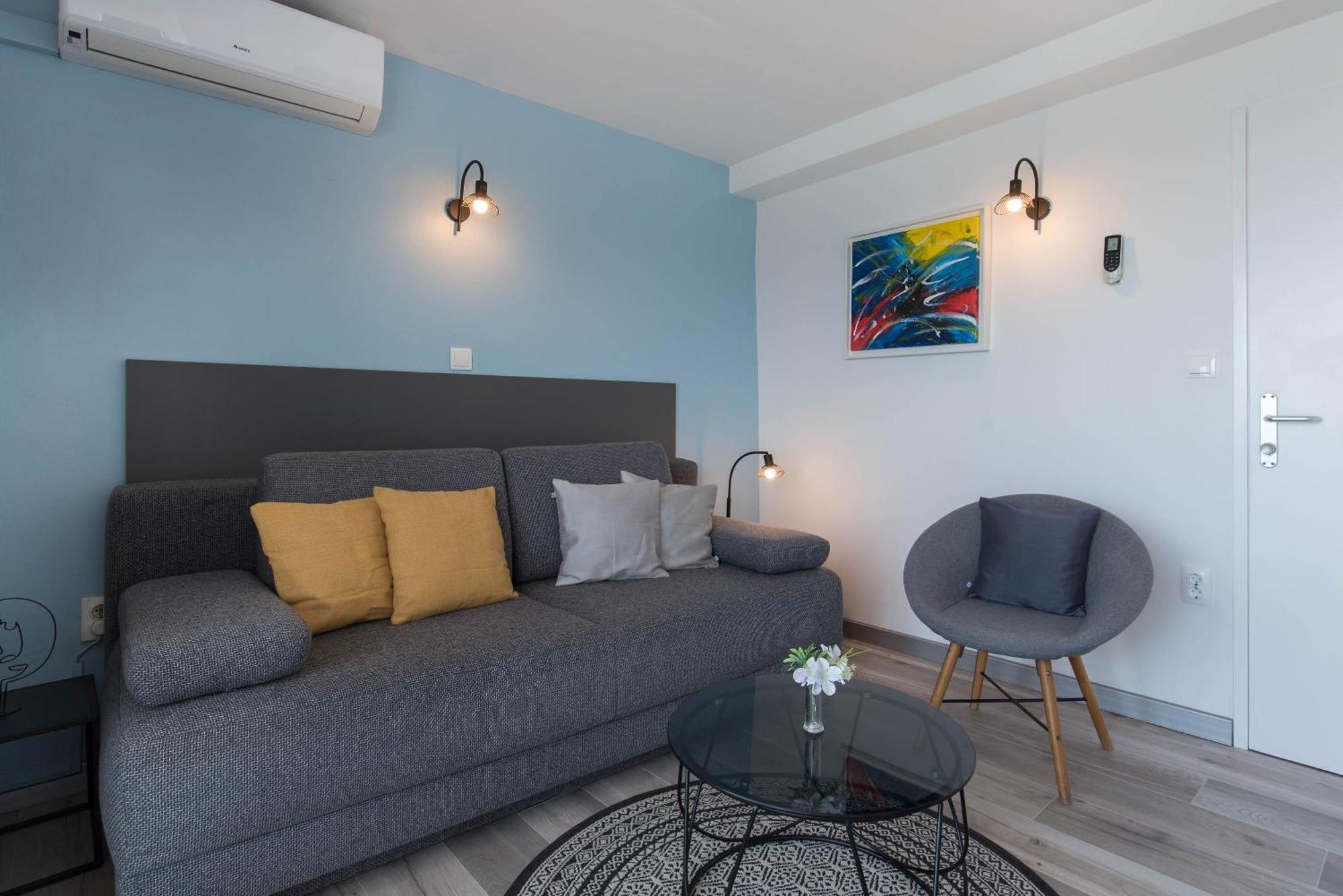 Beachfront Zanic * Podstrana